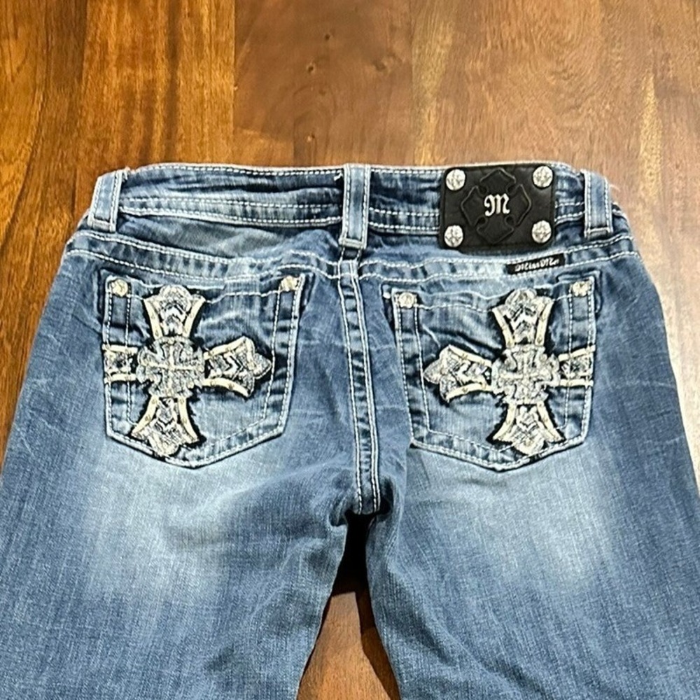 Miss Me Skinny Cross Embellished Jeans Medium Wash Size 30